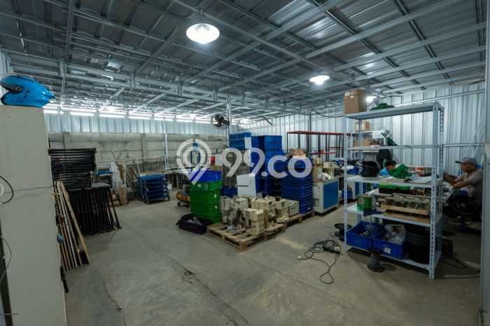 Unit Gudang Dijual di Rancaekek Bandung Luas Tanah 1644m2, Luas Bangunan 1000m2 Unit Gudang Dijual di Rancaekek Bandung Luas Tanah 1644m2, Luas Bangunan 1000m2