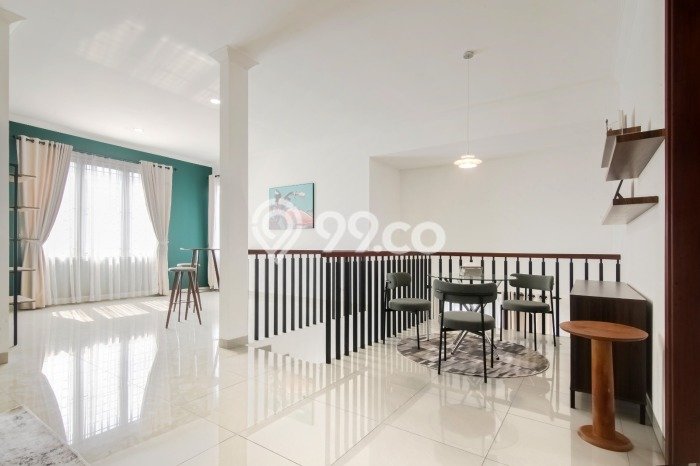 Rumah Elit Modern Tanpa Renovasi di Setra Duta Bandung Rumah Elit Modern Tanpa Renovasi di Setra Duta Bandung