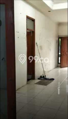 For Sale Rumah 3 Kamar Lokasi Ideal Nyaman dan Strategis di Babakan Ciparay For Sale Rumah 3 Kamar Lokasi Ideal Nyaman dan Strategis di Babakan Ciparay
