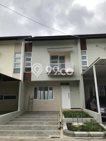 Rumah sewa siap huni 3 Kamar Tidur di Taman Kopo Indah, Bandung Rumah sewa siap huni 3 Kamar Tidur di Taman Kopo Indah, Bandung
