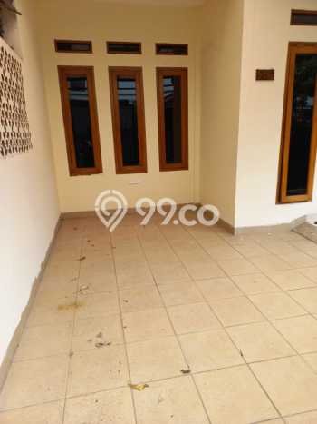 Dijual Cepat Rumah Bagus Siap Huni LB 100m2 di Arcamanik, Bandung Dijual Cepat Rumah Bagus Siap Huni LB 100m2 di Arcamanik, Bandung