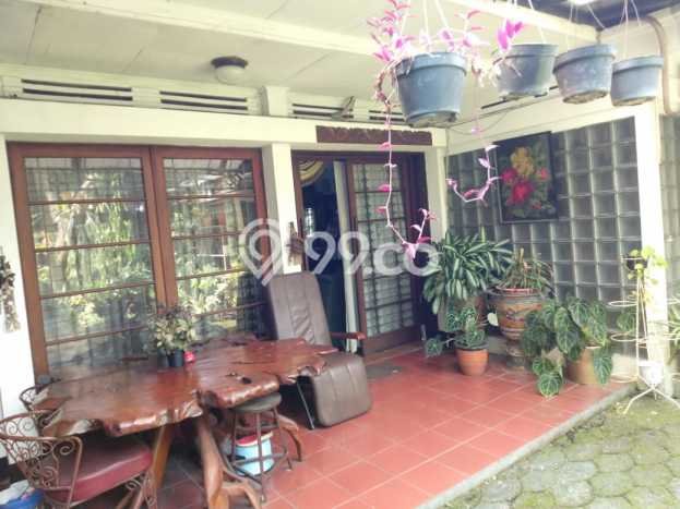 Rumah Mewah LB 500m2 Siap Huni Desain Elegan di Sumurbandung, Bandung Rumah Mewah LB 500m2 Siap Huni Desain Elegan di Sumurbandung, Bandung