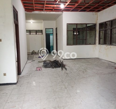 Ruko Area Strategis di Bubutan, Luas 450m², For Rent, Area Komersial Ruko Area Strategis di Bubutan, Luas 450m², For Rent, Area Komersial