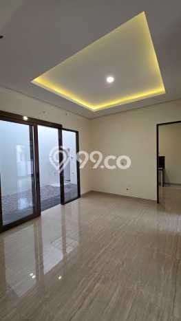 Dijual Rumah Mewah Megah Dengan View Cantik di Citraland, Surabaya Dijual Rumah Mewah Megah Dengan View Cantik di Citraland, Surabaya