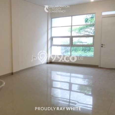 Unit Ruko Dijual di Bojongloa Kidul Bandung Luas Tanah 97m2, Luas Bangunan 200m2 Unit Ruko Dijual di Bojongloa Kidul Bandung Luas Tanah 97m2, Luas Bangunan 200m2