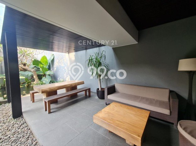 For Sale! Luxury House LT 496m2 Desain Elegan di Setra Duta For Sale! Luxury House LT 496m2 Desain Elegan di Setra Duta
