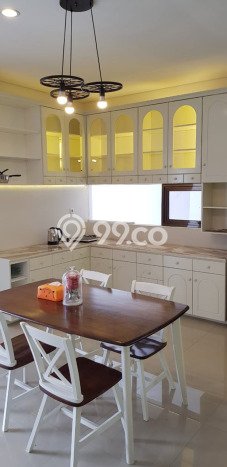 FOR SALE! Vila Kawasan , Luas 136m2m², Posisi Strategis FOR SALE! Vila Kawasan , Luas 136m2m², Posisi Strategis