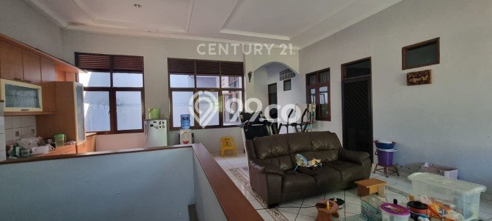 Rumah Elit LB 305m2 Siap Huni Desain Elegan di Setra Duta, Bandung Rumah Elit LB 305m2 Siap Huni Desain Elegan di Setra Duta, Bandung