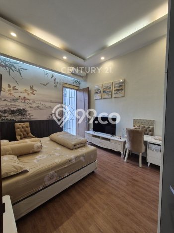 Dijual Rumah Luas Elegan Dengan View Cantik di Setiabudi, Bandung Dijual Rumah Luas Elegan Dengan View Cantik di Setiabudi, Bandung