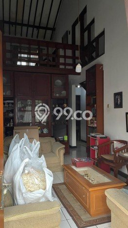 KESEMPATAN EMAS! Rumah area Regol, Bandung, LT 243m² Bangunan 180m² KESEMPATAN EMAS! Rumah area Regol, Bandung, LT 243m² Bangunan 180m²