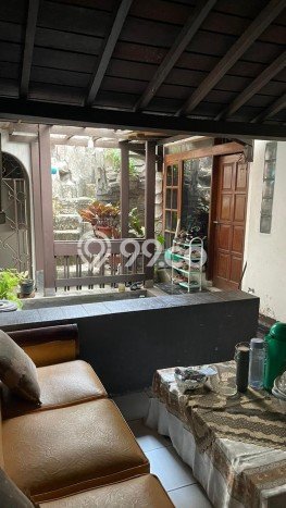 KESEMPATAN EMAS! Rumah area Regol, Bandung, LT 243m² Bangunan 180m² KESEMPATAN EMAS! Rumah area Regol, Bandung, LT 243m² Bangunan 180m²