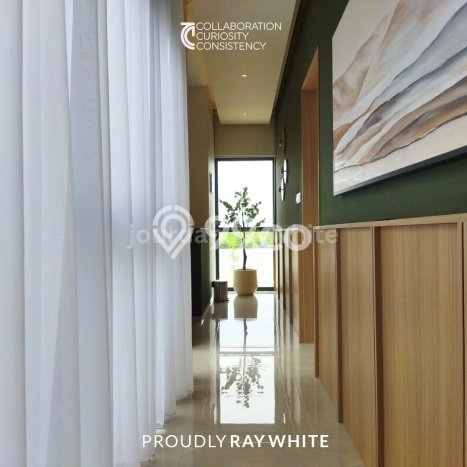 Rumah Mewah LB 130m2 Siap Pakai Desain Elegan di Summarecon Bandung, Bandung Rumah Mewah LB 130m2 Siap Pakai Desain Elegan di Summarecon Bandung, Bandung