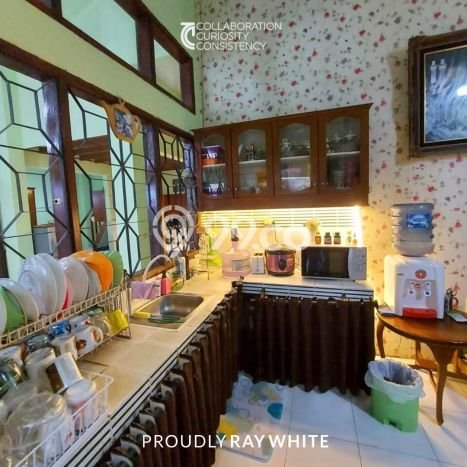 Jual Rumah Luas Megah Dengan View Eksklusif di Sariwangi, Bandung Jual Rumah Luas Megah Dengan View Eksklusif di Sariwangi, Bandung