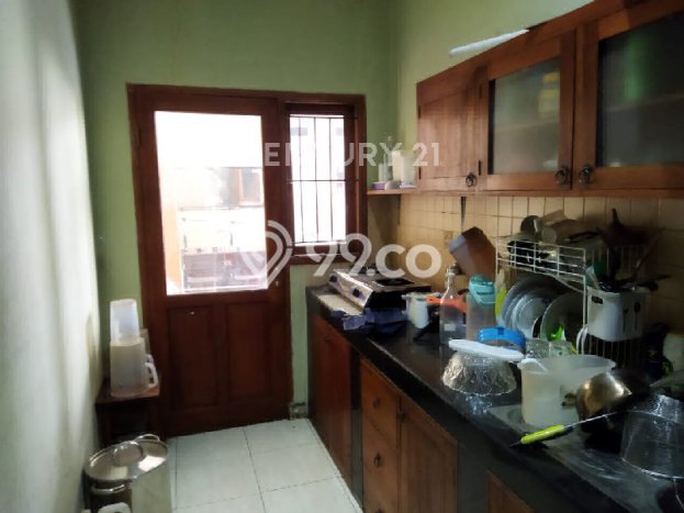 Rumah LT 226m2m² / LB 260m2m² Pemandangan Laut di , Bandung Rumah LT 226m2m² / LB 260m2m² Pemandangan Laut di , Bandung