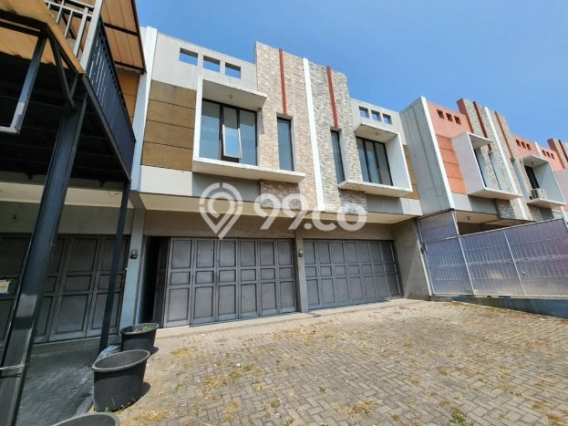 Unit Ruko Dijual di Bandung LT 117m2 & LB 135m2 Unit Ruko Dijual di Bandung LT 117m2 & LB 135m2
