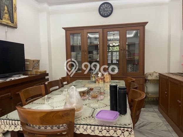 Rumah Luxury Modern Tanpa Renovasi di Rawamangun Jakarta Timur Rumah Luxury Modern Tanpa Renovasi di Rawamangun Jakarta Timur