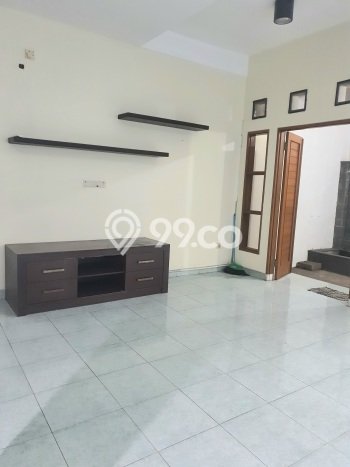 For Sale Hunian Rumah Terawat 3 KT di Buaran, Jakarta Timur For Sale Hunian Rumah Terawat 3 KT di Buaran, Jakarta Timur