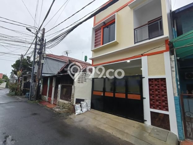 Jual Rumah Strategis Bagus Punya 3 KT di Cempaka Putih Jakarta Pusat SHM Jual Rumah Strategis Bagus Punya 3 KT di Cempaka Putih Jakarta Pusat SHM