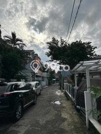 Rumah Luxury Modern Tanpa Renovasi di Kayu Putih Jakarta Timur Rumah Luxury Modern Tanpa Renovasi di Kayu Putih Jakarta Timur