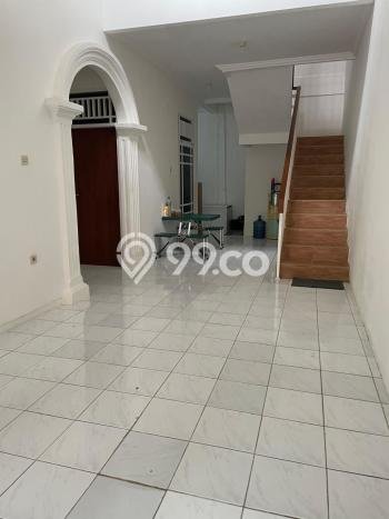 Jual Rumah Bagus Siap Huni LB 120m2 di Duren Sawit, Jakarta Timur Jual Rumah Bagus Siap Huni LB 120m2 di Duren Sawit, Jakarta Timur