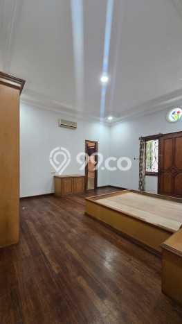 Siap Huni Hunian Elit 4 Kamar di Kelapa Gading Dekat ke Mana Saja Siap Huni Hunian Elit 4 Kamar di Kelapa Gading Dekat ke Mana Saja