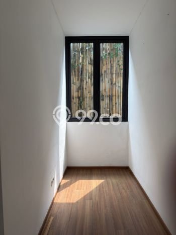 For Sale! Premium House LT 320m2 Desain Elegan di Kemang For Sale! Premium House LT 320m2 Desain Elegan di Kemang