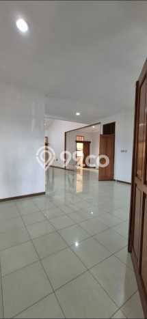 Rumah Eksklusif Siap Huni LT 200m2 di Kelapa Gading, Jakarta Utara Rumah Eksklusif Siap Huni LT 200m2 di Kelapa Gading, Jakarta Utara