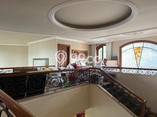 Rumah Elit Modern Siap Huni di Pondok Indah Jakarta Selatan Rumah Elit Modern Siap Huni di Pondok Indah Jakarta Selatan