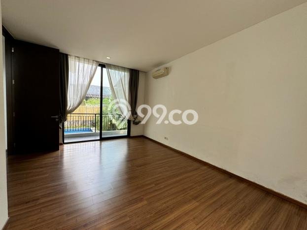 Hunian Minimalis Disewakan di Kemang Jakarta Selatan 4 KT & 3 KM Hunian Minimalis Disewakan di Kemang Jakarta Selatan 4 KT & 3 KM