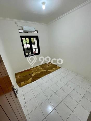 Jual Rumah Bagus Siap Huni LB 120m2 di Duren Sawit, Jakarta Timur Jual Rumah Bagus Siap Huni LB 120m2 di Duren Sawit, Jakarta Timur