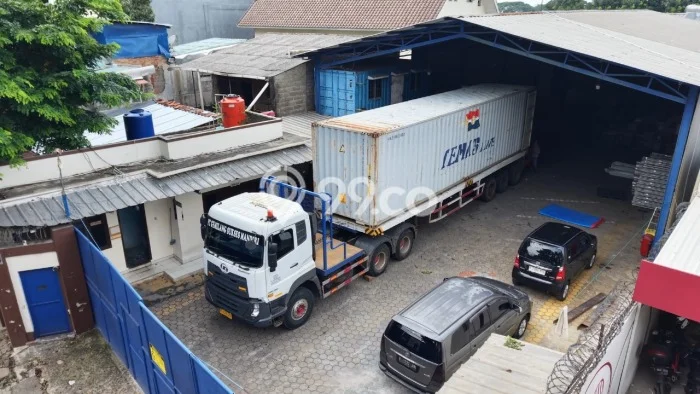 Unit Gudang disewakan di Ciracas Jakarta Timur dengan LT 1200m2 / LB 1000m2 Unit Gudang disewakan di Ciracas Jakarta Timur dengan LT 1200m2 / LB 1000m2