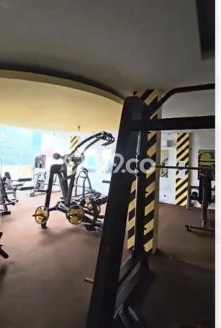 Unit Ruko Dijual di Kebayoran Lama Jakarta Selatan Luas Tanah 246m2, Luas Bangunan 700m2 Unit Ruko Dijual di Kebayoran Lama Jakarta Selatan Luas Tanah 246m2, Luas Bangunan 700m2
