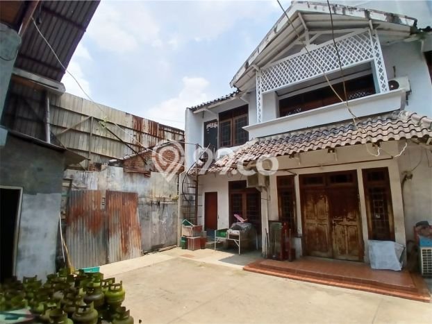 Rumah Elit Akses Mudah di Jakarta Selatan Rumah Elit Akses Mudah di Jakarta Selatan