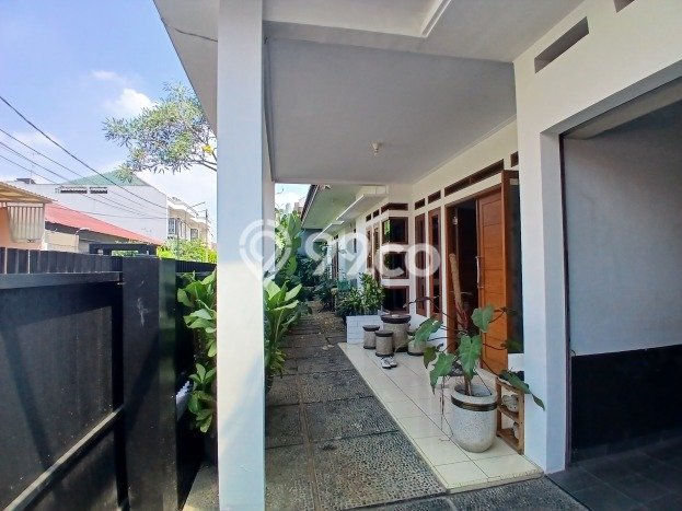 Rumah Elit Akses Mudah di Jakarta Timur Unfurnished Rumah Elit Akses Mudah di Jakarta Timur Unfurnished