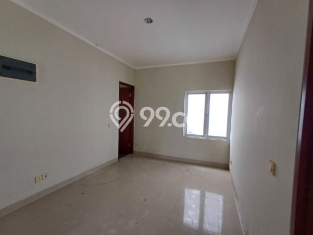 Jual Rumah Luas Elegan Dengan View Eksklusif di Modernland, Tangerang Jual Rumah Luas Elegan Dengan View Eksklusif di Modernland, Tangerang