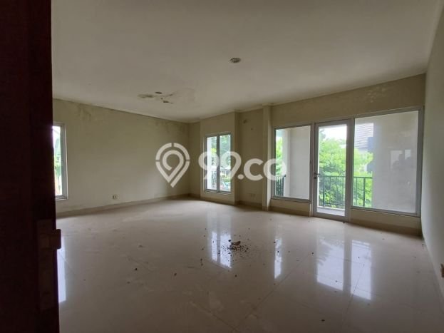 Jual Rumah Luas Elegan Dengan View Eksklusif di Modernland, Tangerang Jual Rumah Luas Elegan Dengan View Eksklusif di Modernland, Tangerang