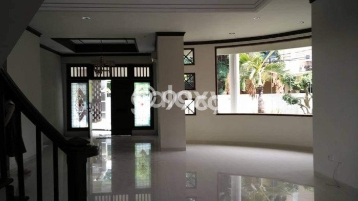 Dijual Hunian Mewah dengan Fasilitas Sekitar Lengkap di Wonocolo, Surabaya Dijual Hunian Mewah dengan Fasilitas Sekitar Lengkap di Wonocolo, Surabaya