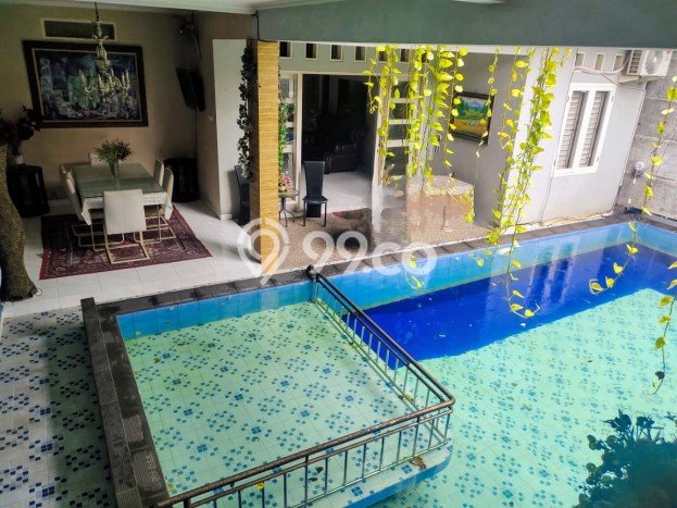 Rumah Luxury Modern Tanpa Renovasi di BSD Griya Loka Tangerang Rumah Luxury Modern Tanpa Renovasi di BSD Griya Loka Tangerang