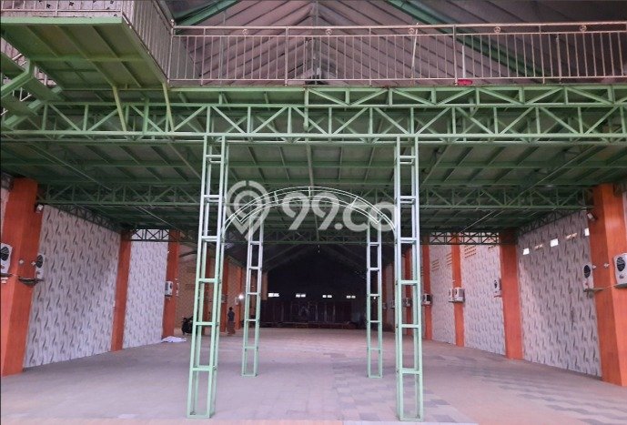 Gudang bagus disewakan di Tasikmadu Karanganyar dengan LB 1100m2 harga sewa terbaik Gudang bagus disewakan di Tasikmadu Karanganyar dengan LB 1100m2 harga sewa terbaik