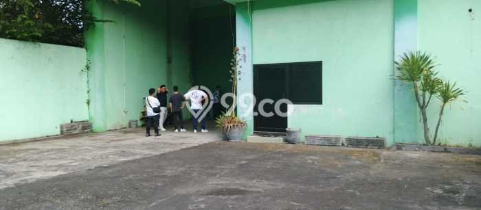 SEWA TERBAIK! Gudang di Kartasura, Luas 1400m², Jalan Strategis SEWA TERBAIK! Gudang di Kartasura, Luas 1400m², Jalan Strategis