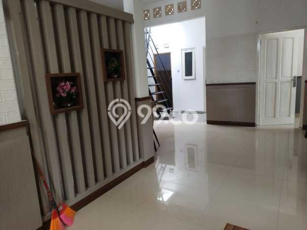HUNIAN PREMIUM! Rumah di Colomadu, 3 KM, Kawasan Prospektif, LT 90m² LB 80m² HUNIAN PREMIUM! Rumah di Colomadu, 3 KM, Kawasan Prospektif, LT 90m² LB 80m²
