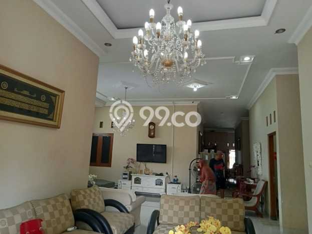 Rumah Strategis area Sawit, Boyolali, Luas 1023m² Bangunan 500m² - HARGA NEGO! Rumah Strategis area Sawit, Boyolali, Luas 1023m² Bangunan 500m² - HARGA NEGO!