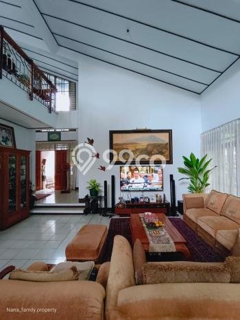 Dijual Rumah Mewah Elegan Dengan View Cantik di Kreo, Tangerang Dijual Rumah Mewah Elegan Dengan View Cantik di Kreo, Tangerang