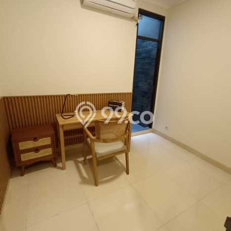 PROPERTI UNGGULAN! Rumah Strategis area , Luas 108m2m² Bangunan 118m2m² PROPERTI UNGGULAN! Rumah Strategis area , Luas 108m2m² Bangunan 118m2m²