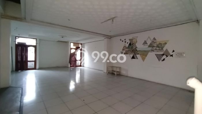 Ruko bagus disewakan di Otista Bandung dengan LB 385m2 harga sewa terbaik Ruko bagus disewakan di Otista Bandung dengan LB 385m2 harga sewa terbaik