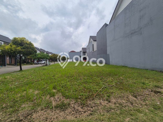 Lahan Strategis di Kota Baru Parahyangan Dijual dengan Luas 225m2 Lahan Strategis di Kota Baru Parahyangan Dijual dengan Luas 225m2