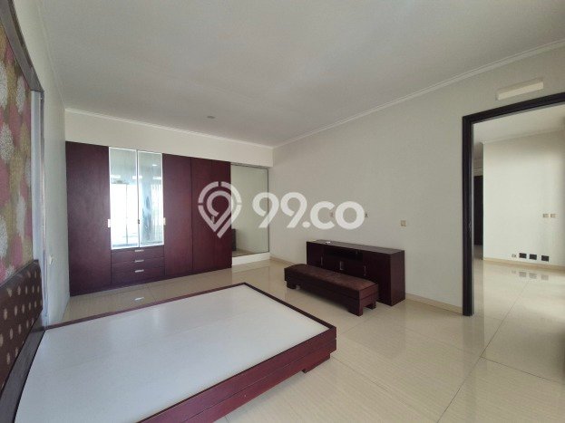 PROMO SPESIAL! Dijual Rumah Berkualitas area , Bandung, Luas Tanah 360m2m² LB 240m2m² PROMO SPESIAL! Dijual Rumah Berkualitas area , Bandung, Luas Tanah 360m2m² LB 240m2m²
