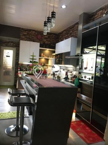 HUNIAN PILIHAN! Rumah area , LT 297m2m² Bangunan 250m2m² HUNIAN PILIHAN! Rumah area , LT 297m2m² Bangunan 250m2m²