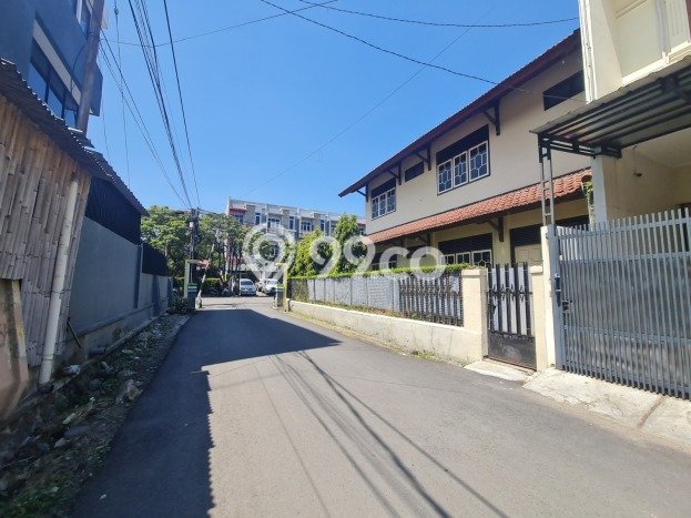 Rumah Modern 1 KT LT 125m2 di BKR Rumah Modern 1 KT LT 125m2 di BKR