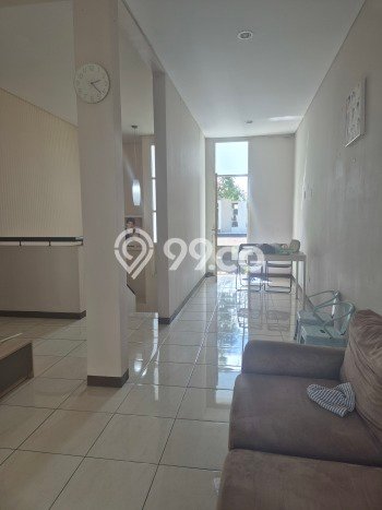 HARGA TERBAIK! Rumah Berkualitas area , Luas 297m2m² LB 250m2m² HARGA TERBAIK! Rumah Berkualitas area , Luas 297m2m² LB 250m2m²